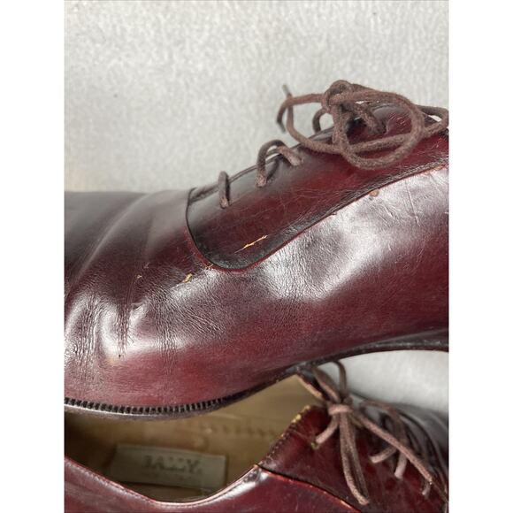 BALLY Men’s 11 3E Wide Oxblood Leather Oxford Brogue Medallion Toe Italy main image 4